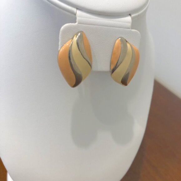 Geometric 80’s Color Block Pastel Statement Earrings. - Picture 3 of 12